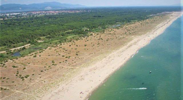 Legambiente sul servizio Rai: &#8220;Sulle spiagge libere mentono sapendo di mentire: infatti, solo a sud di Viareggio c&#8217;è una spiaggia libera di circa 2,5 km&#8221;