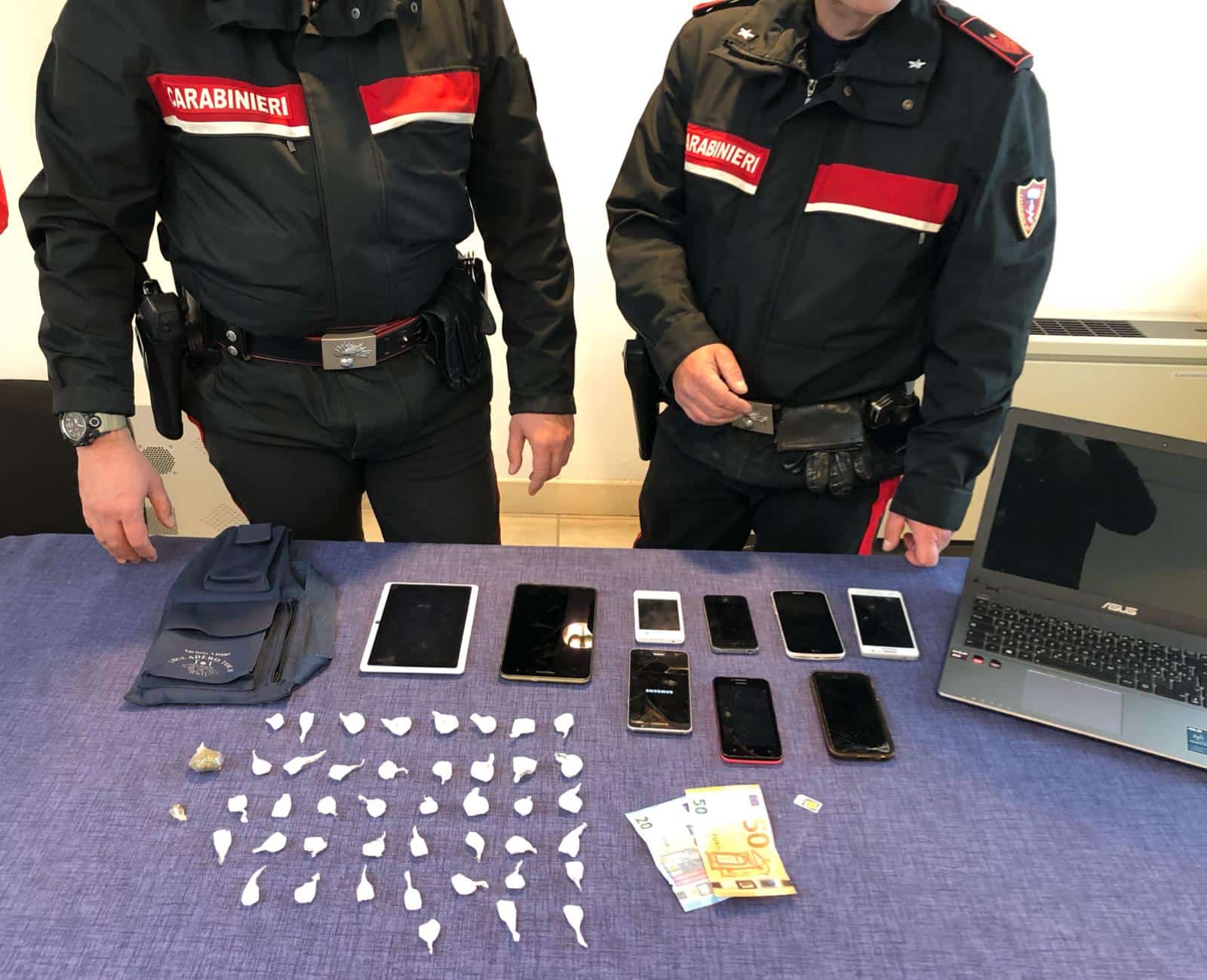 Operazione antidroga sulle colline di Monteggiori, uno straniero in arresto per spaccio