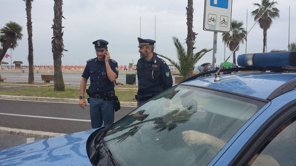 Foglio di via da Viareggio per un carrarino, aveva precedenti per reati contro il patrimonio