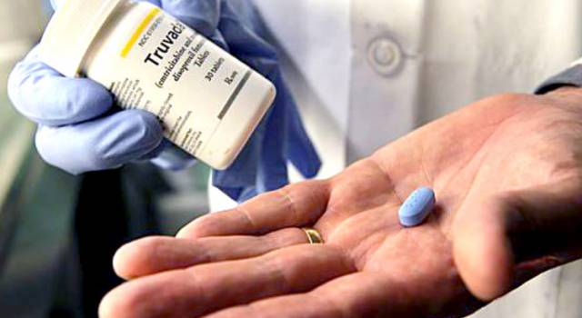 Aids e PrEP, cosa è la pillola blu che previene il contagio