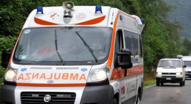 Incidente a Camaiore, il ferito portato a Livorno