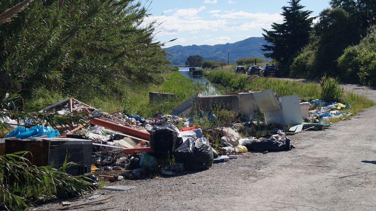 Bomba ecologica sul Massaciuccoli, Marchetti: Chi protegge l’area protetta?