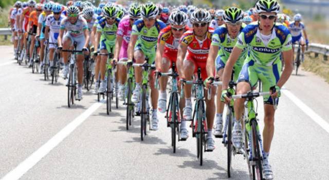 Versilia, Deviazioni ai percorsi  dei BUS e chiusura strade il 14 e 15 maggio per il Giro d’Italia
