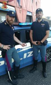 FIRENZE Truffa dello specchietto sulla S.G.C. fuga boccata dalla Polstrada. FOTO 2