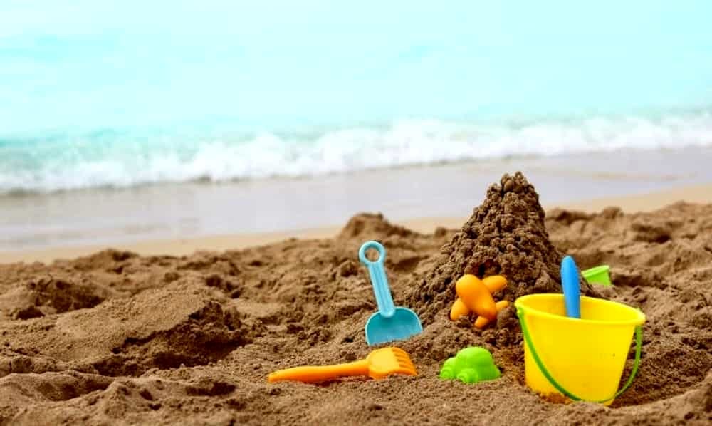 Turismo: Marina di Pietrasanta è “Bandiera Verde”, le spiagge sono a misura di bambino (e famiglie)