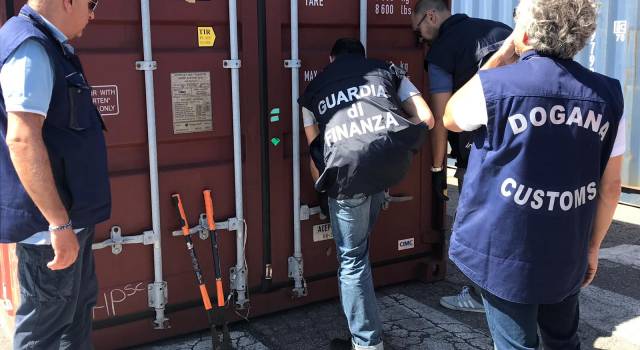 Intercettati da GdF e Dogane due carichi di rame, spediti dal Venezuela all’Italia. Si indaga per “traffico illecito di rifiuti”. Sequestrate 55 tonnellate di rottami