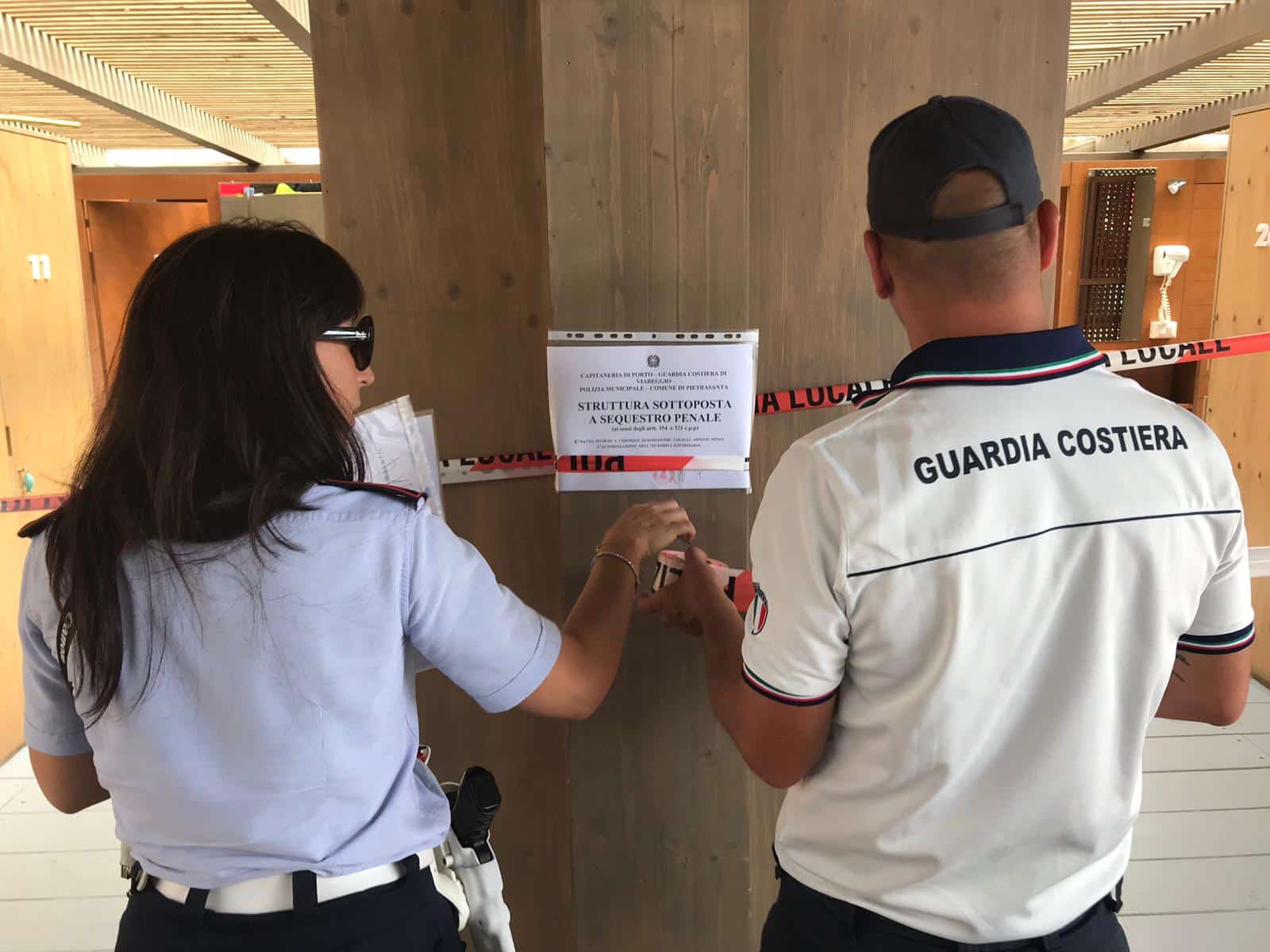 Blitz in un bagno a Marina di Pietrasanta, scatta il sequestro penale