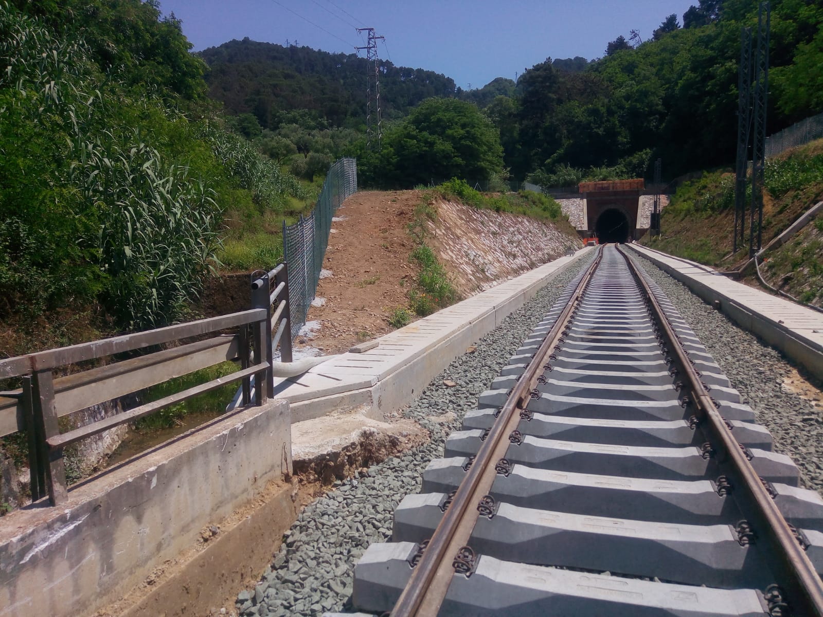 Lucca – Viareggio, tornano i treni: finiti i lavori ( tutte le foto )