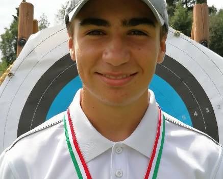 Tiro con l&#8217;arco, record italiano per Andrea Marchetti: il ragazzo di Piano di Conca entra nella Nazionale Giovanile