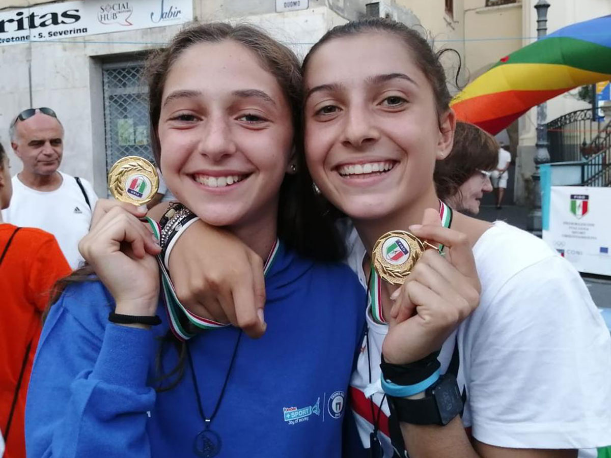 Due atlete seravezzine medaglia d’oro di orienteering nel Trofeo nazionale giovanile Coni Kinder+Sport