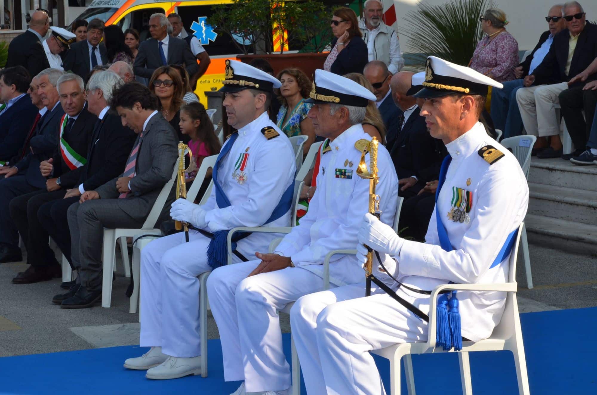 Cambio di guardia in Capitaneria di Porto: Calvelli lascia, arriva Massaro. Buon vento!