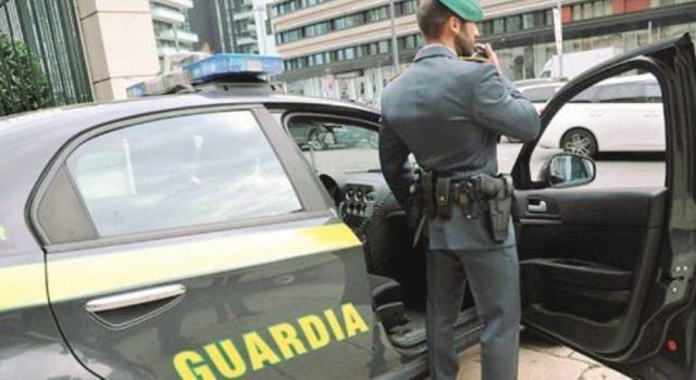 Cartiera fallita, Gdf sequestra 3 ville tra Pescia e Pietrasanta