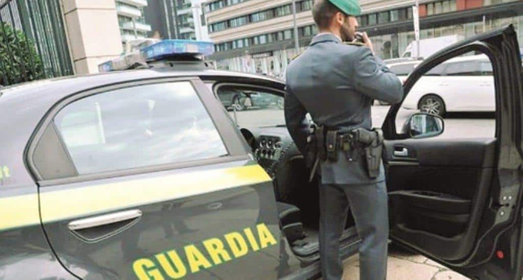 Cartiera fallita, Gdf sequestra 3 ville tra Pescia e Pietrasanta