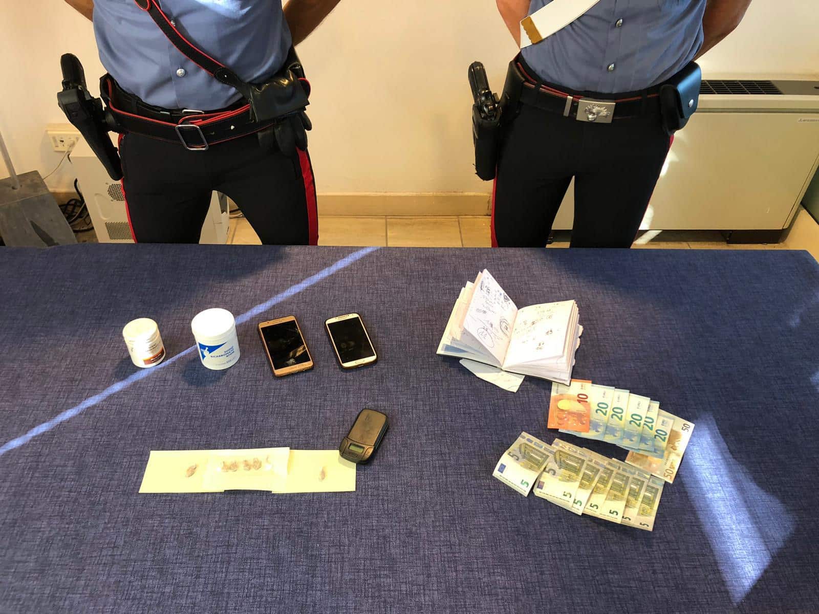 Nuovo blitz antidroga dei Carabinieri a Viareggio, arrestate tre persone per spaccio