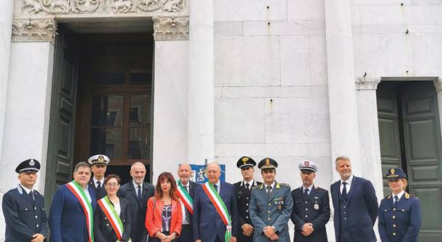 Don Lucio celebra a Lucca la messa per il patrono della Polizia, presenti i sindaci di Viareggio e Pietrasanta