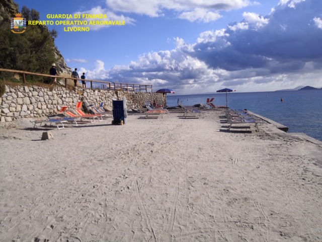 Occupazione abusiva di spiaggia all’Elba, interviene il Roan