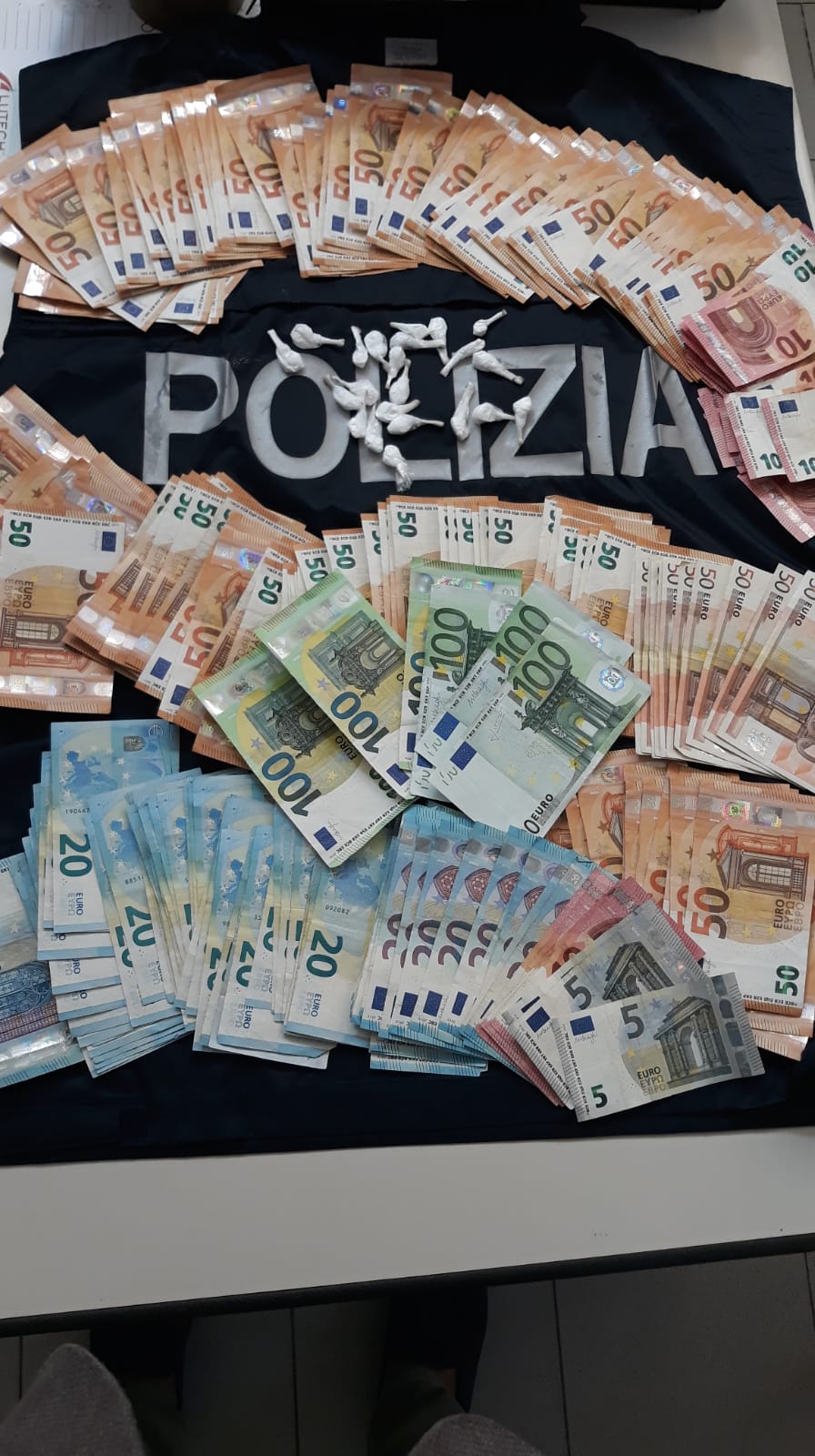 Droga e soldi, sequestrati 10mila euro a un pusher tunisino