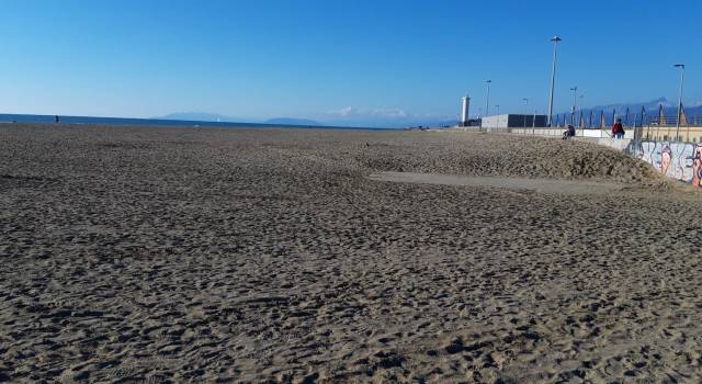 &#8220;La spiaggia del muraglione torni nelle competenze del Comune di Viareggio&#8221;
