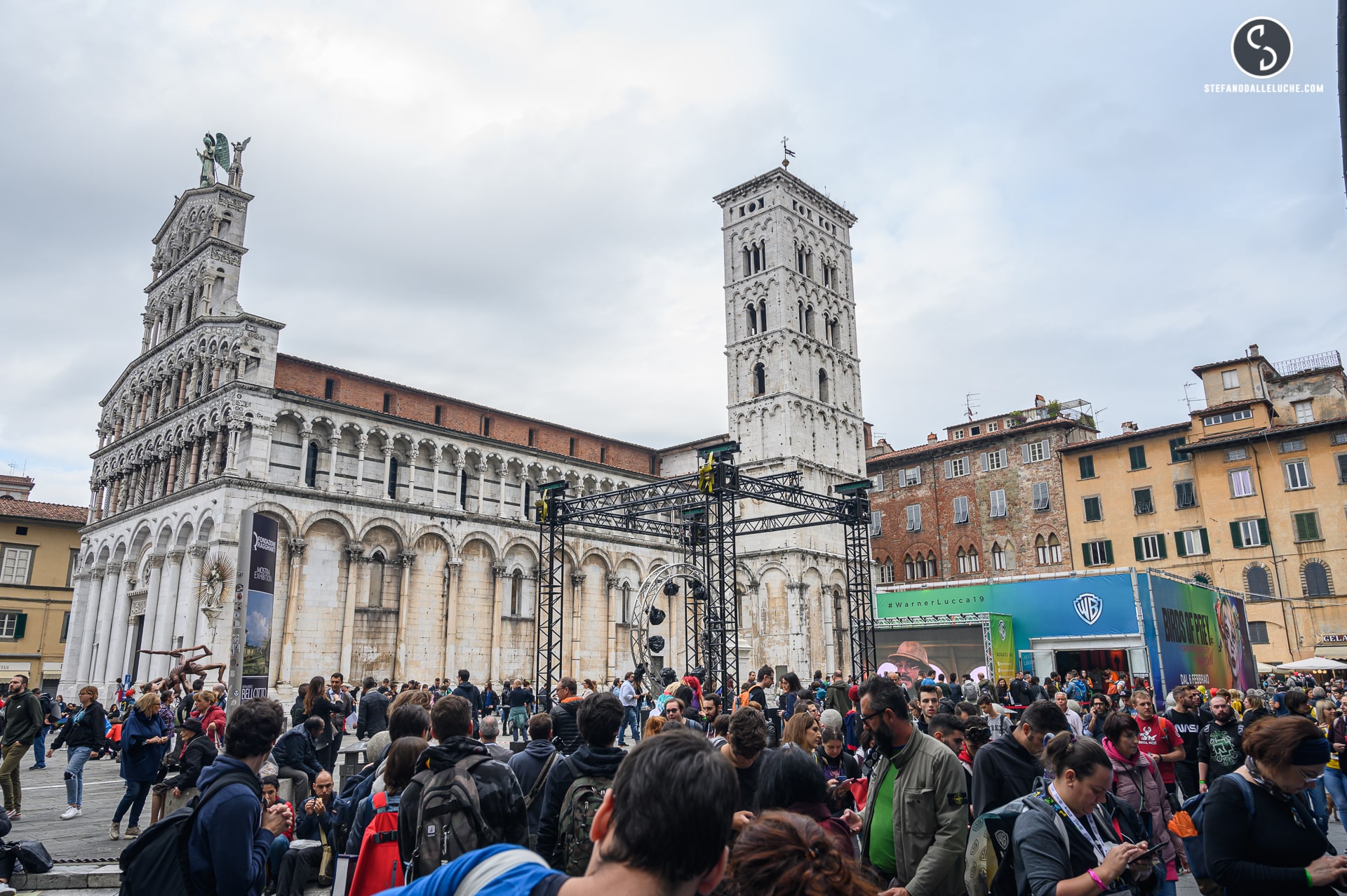 Terzo giorno di Comics, Lucca presa d’assalto: coda di 5 km sulla Bretella