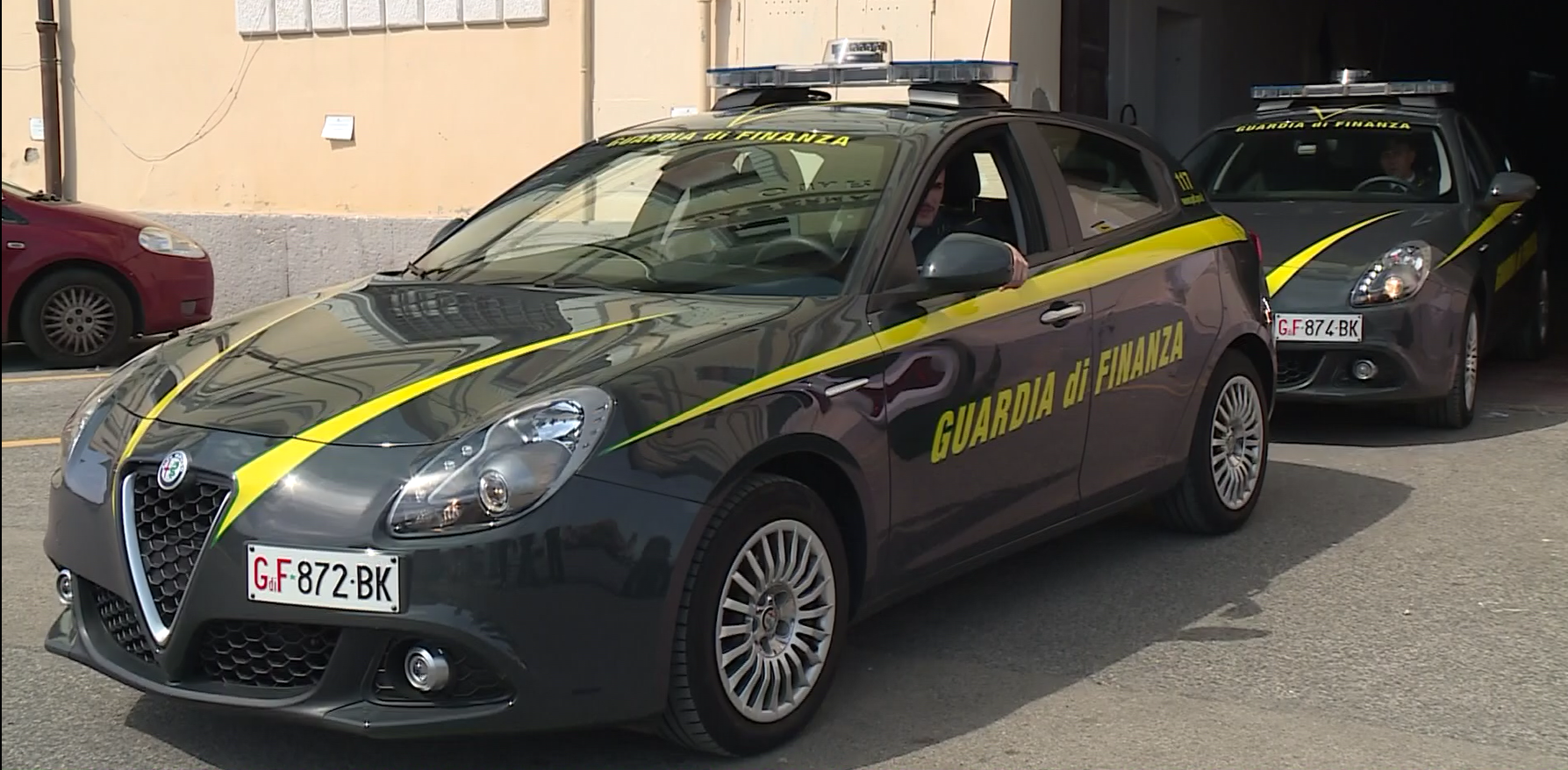 GDF Lucca, sequestrati in Versilia 6.000 giocattoli e prodotti potenzialmente dannosi alla salute