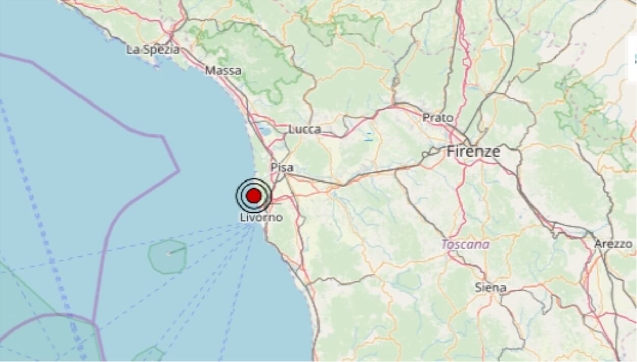 Trema la costa toscana, scossa di terremoto nella notte: epicentro in mare