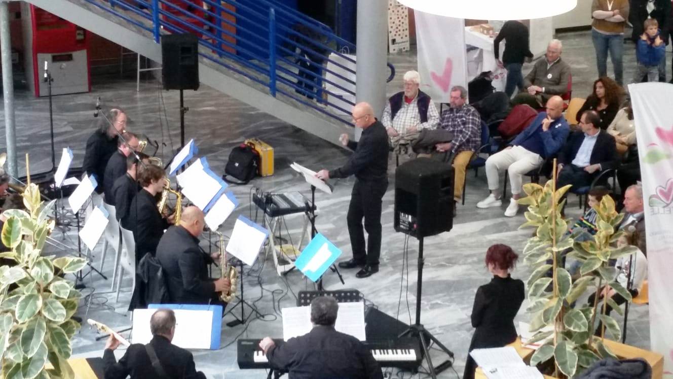 Il grande jazz protagonista all’ospedale Versilia grazie all’associazione “Piccole stelle”