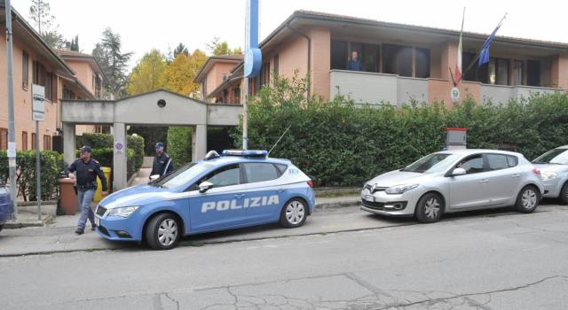 Spaccio di droga, arrestati madre e figlio