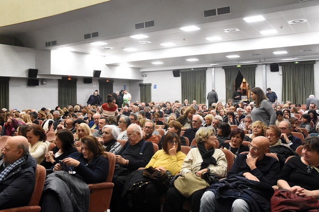 Grande successo a Pietrasanta per l’inaugurazione della nuova stagione del Teatro Comunale