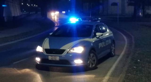 La Polizia di Stato arresta un giovane per violenza e resistenza a P.U. a Marina di Carrara