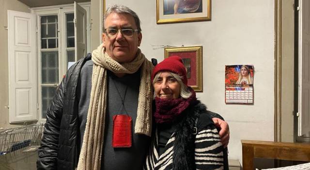 Don Biancalani a Massarosa, Santa Messa e accoglienza: video intervista esclusiva di Versilia Today