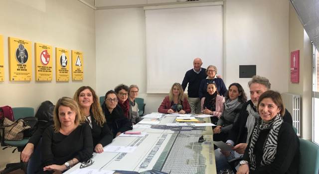 Nuovi assunti in Comune a Viareggio, la firma del contratto oggi: si occuperanno del settore tributi
