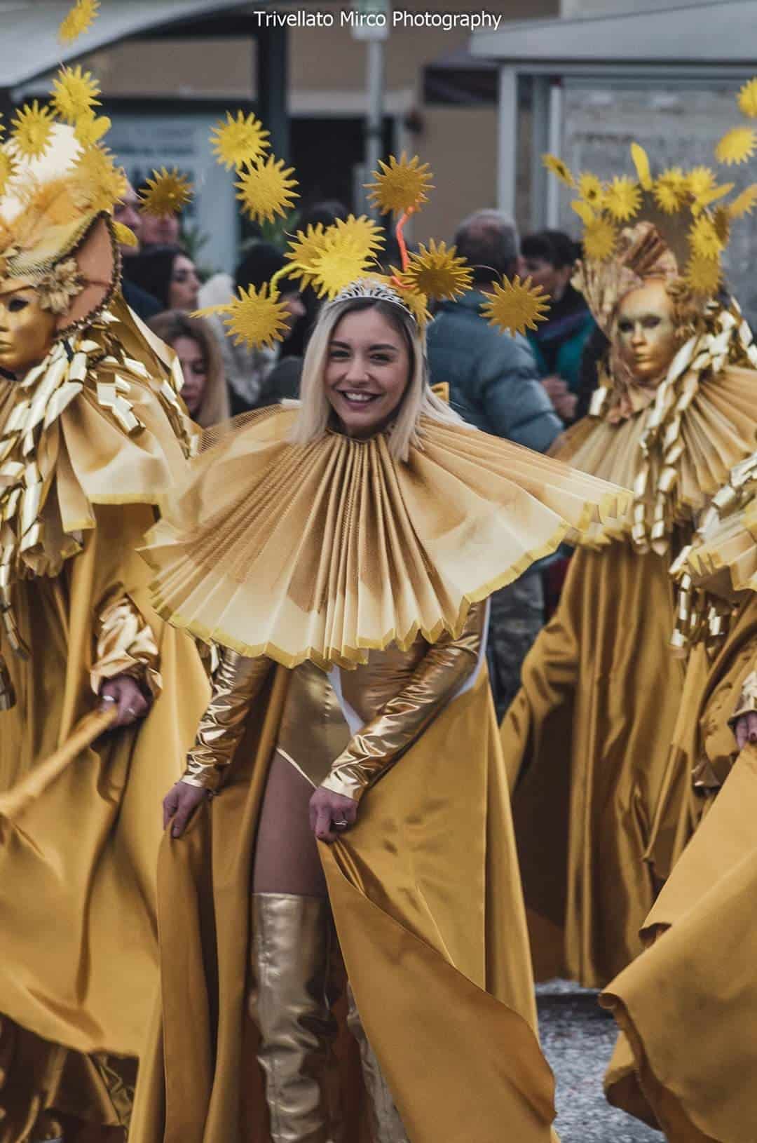 Il Carnevale a Pietrasanta sfila con la miss: le foto di Mirco Trivellato