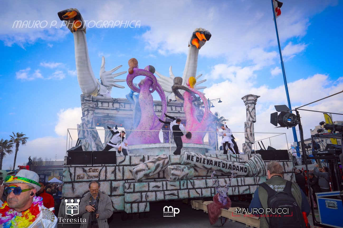 CARNEVALE VIAREGGIO 2020 MARTEDI GRASSO FOTO PUCCI 11