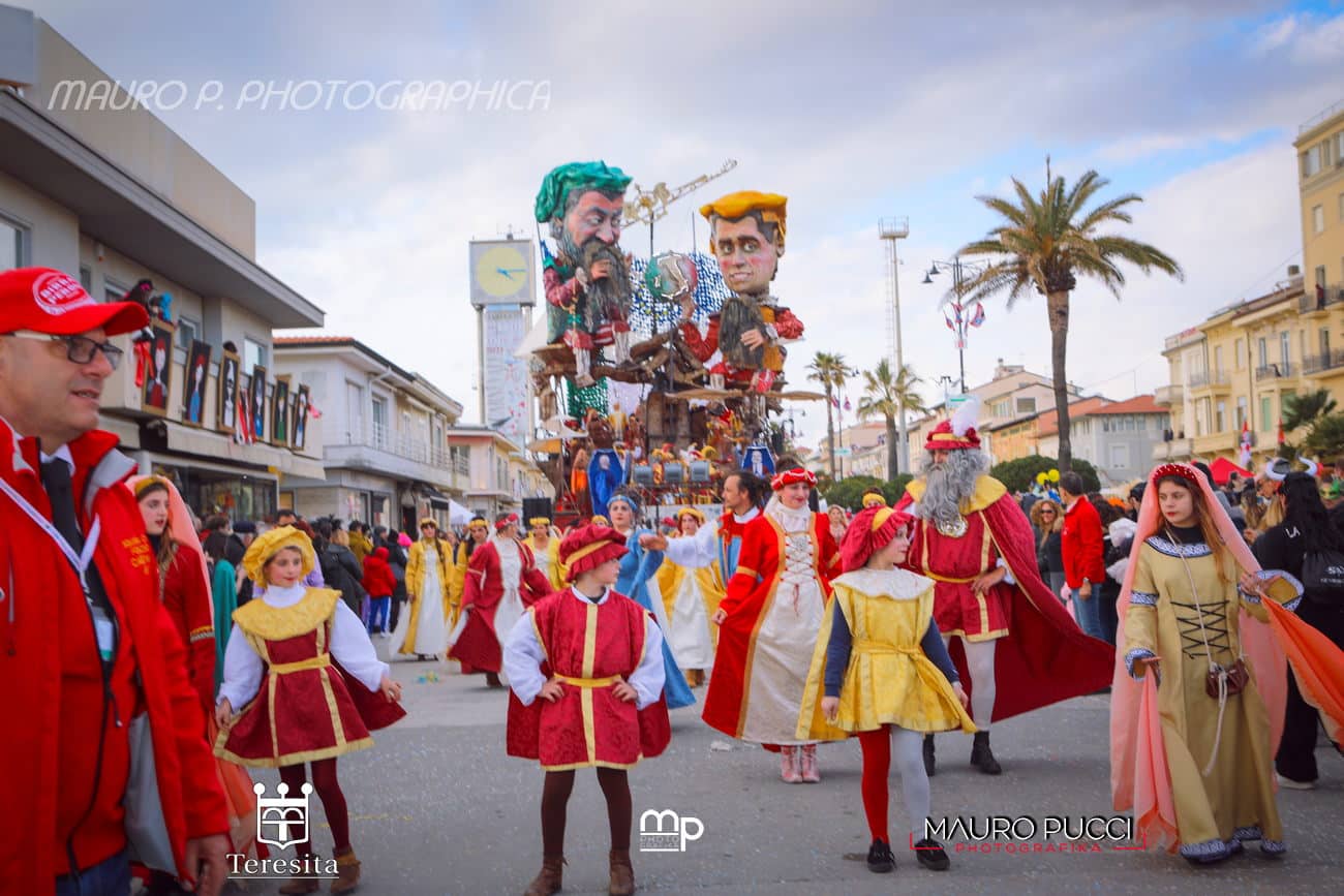 CARNEVALE VIAREGGIO 2020 MARTEDI GRASSO FOTO PUCCI 31