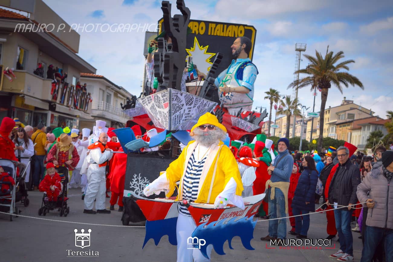 CARNEVALE VIAREGGIO 2020 MARTEDI GRASSO FOTO PUCCI 35