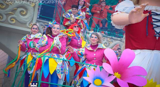 Assessore Baccelli: Spettacolo Carnevale di Viareggio solo rimandato, ci stupirà