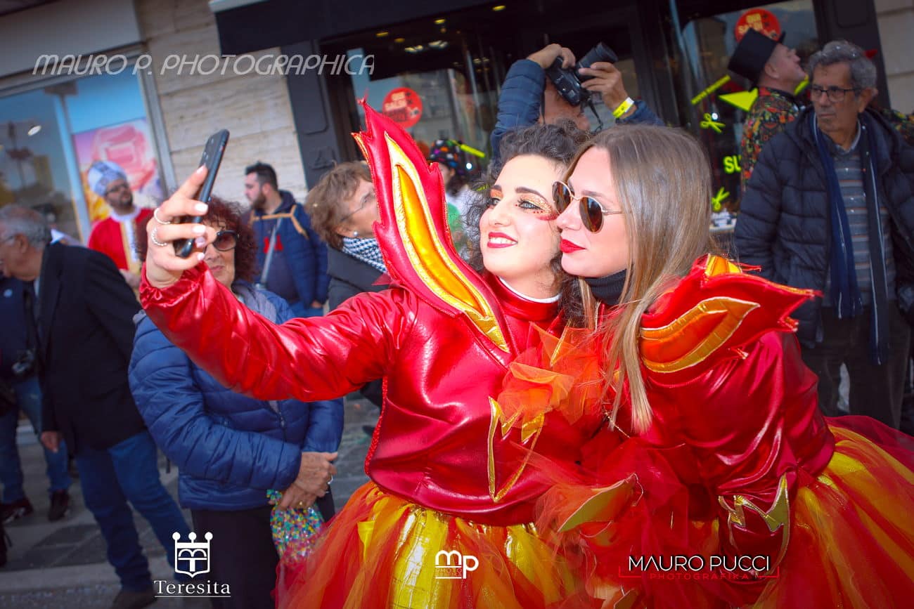 CARNEVALE VIAREGGIO 2020 MARTEDI GRASSO FOTO PUCCI 52