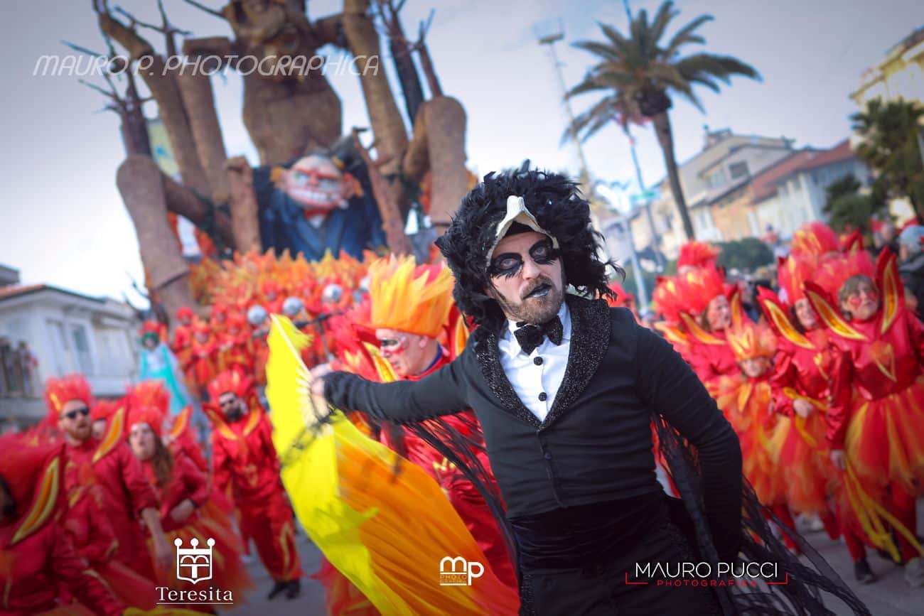 CARNEVALE VIAREGGIO 2020 MARTEDI GRASSO FOTO PUCCI 54