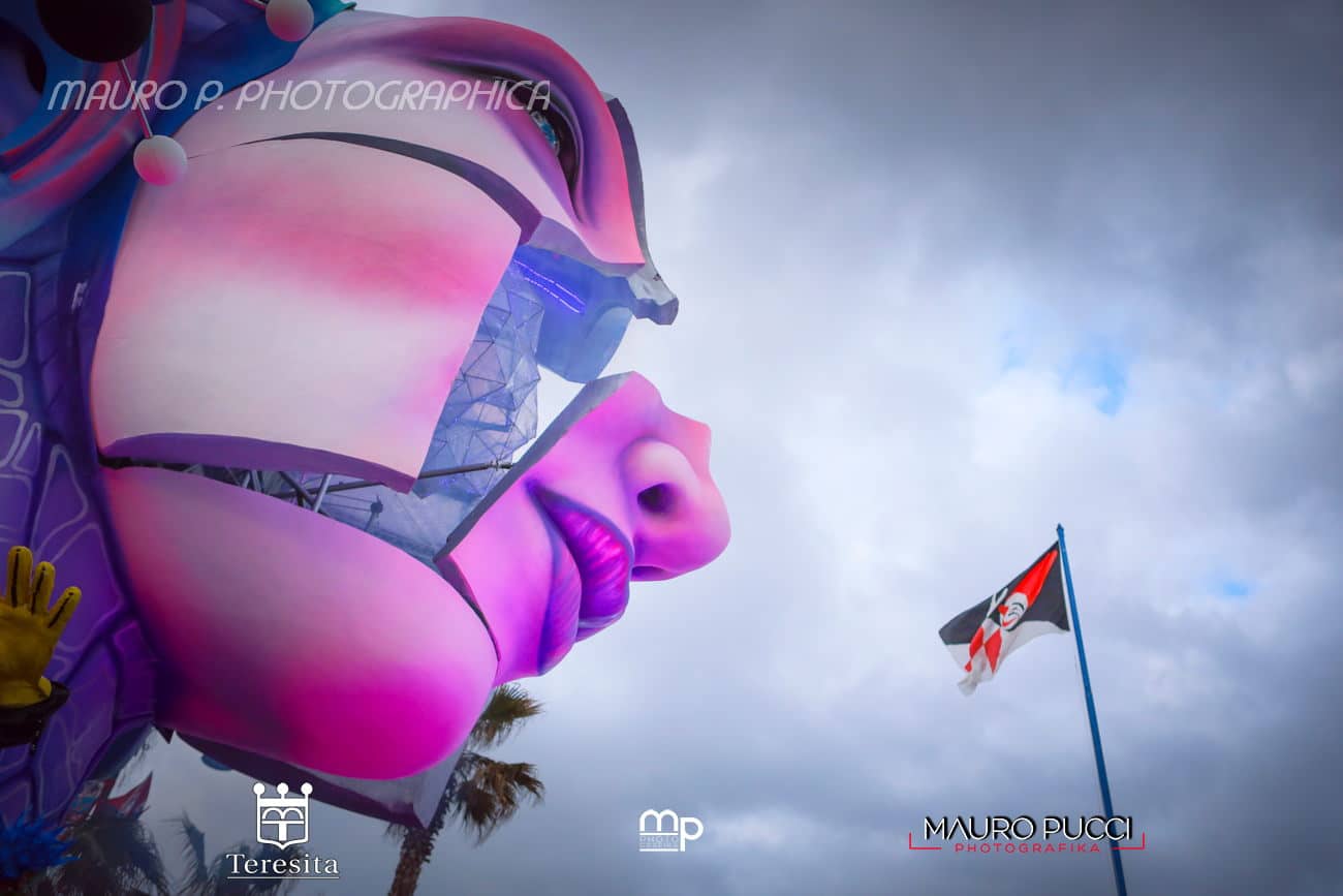 CARNEVALE VIAREGGIO 2020 MARTEDI GRASSO FOTO PUCCI 76