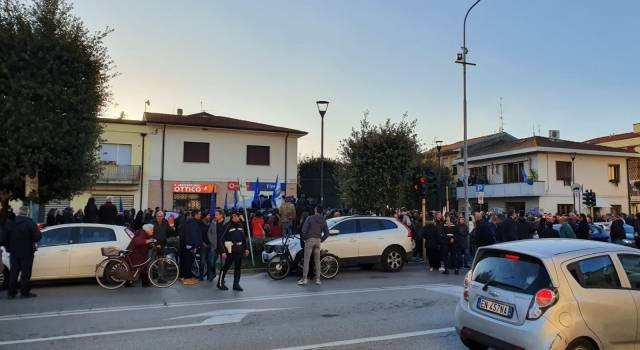 Salvini a Viareggio, il grazie della Lega alle FdO