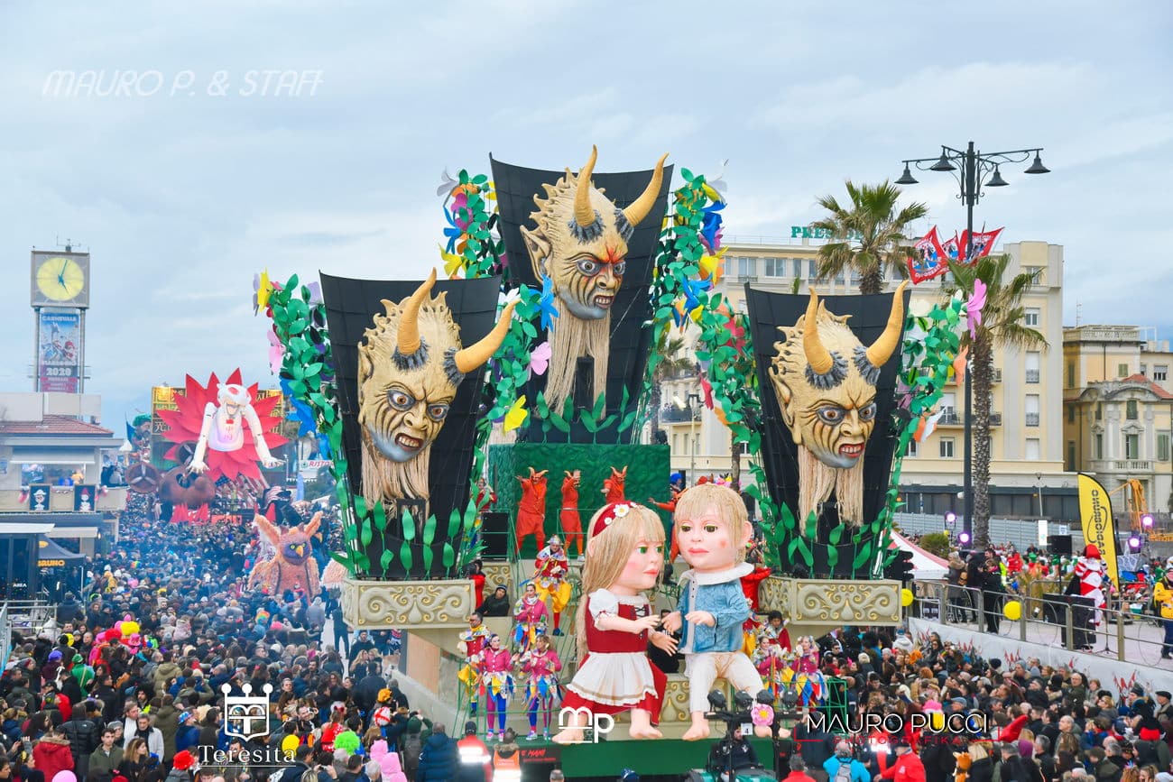 carnevale di viareggio 2020 21