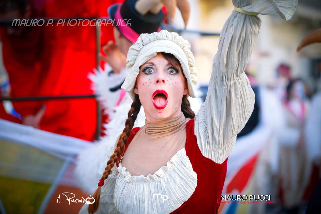 carnevale di viareggio f2020 corso 23 febbraio oto di mauro pucci n 7