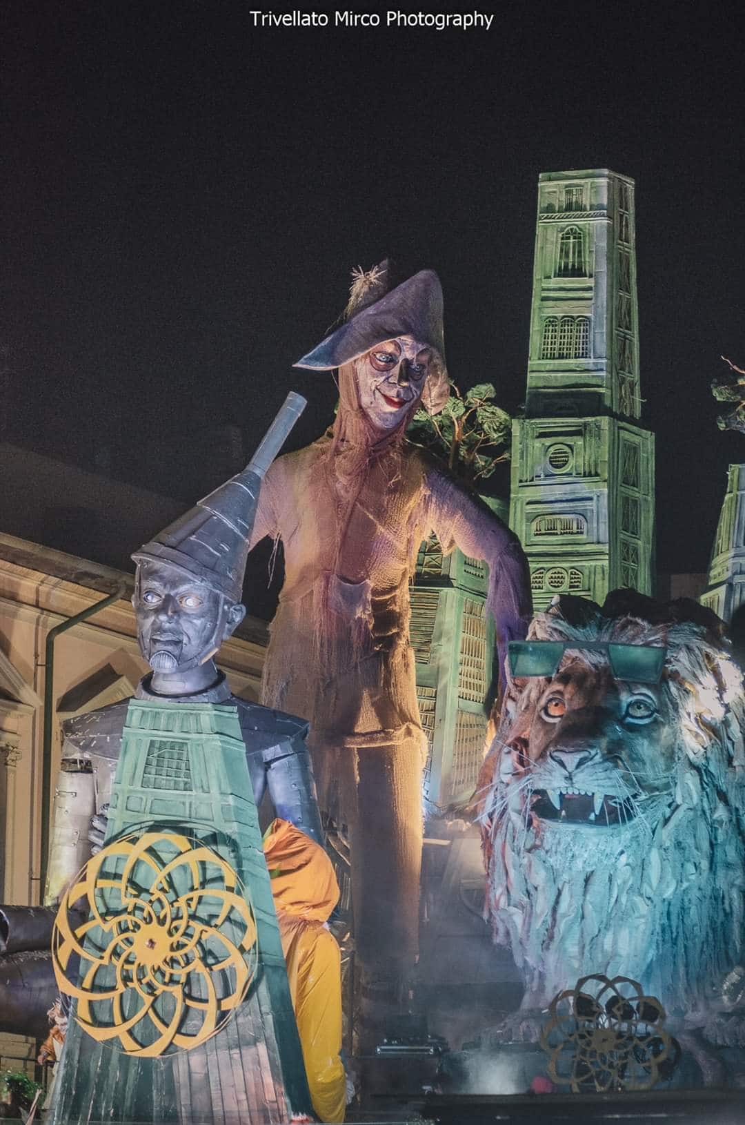 carnevale di viareggio terzo corso foto di mirco trivellato 1