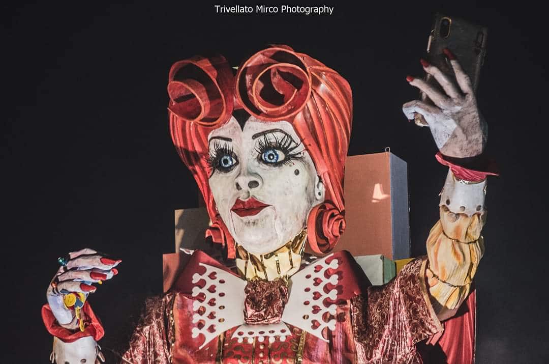 carnevale di viareggio terzo corso foto di mirco trivellato 7