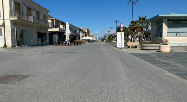 Coronavirus: spiagge e Passeggiata chiuse, Del Ghingaro proroga l&#8217;ordinanza