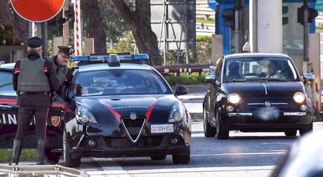 Rapina davanti alla farmacia, preso il terzo complice