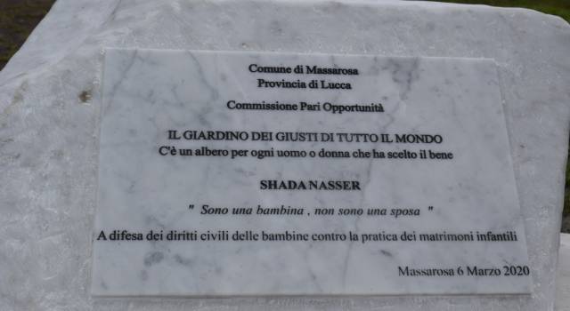 Massarosa omaggia Shada Nasser, l&#8217;avvocato che difende le spose-bambine