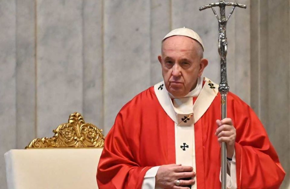 La Santa Messa di Pasqua del Papa e il messaggio Urbi et Orbi in San Pietro senza fedeli e in diretta streaming