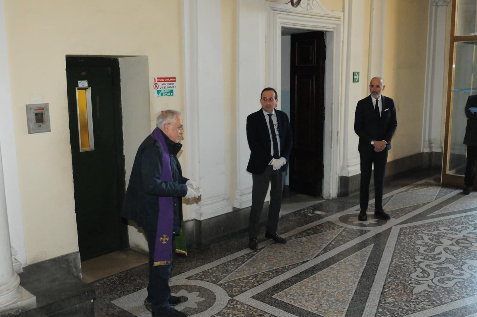 Festa della Polizia in emergenza Coronavirus: il ricordo ai caduti e la lettera del Questore di Lucca ai cittadini