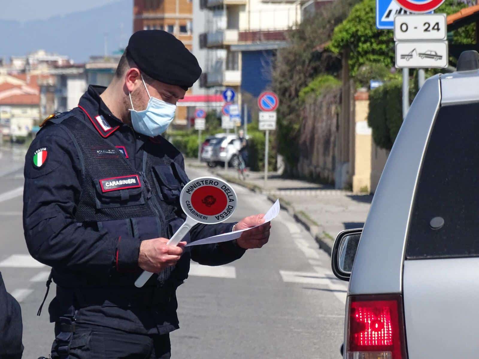 Lido di Camaiore: allaccio abusivo alla corrente elettrica, denunciato dai Carabinieri